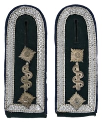 German WH NCO Medical Shoulderboard Set
