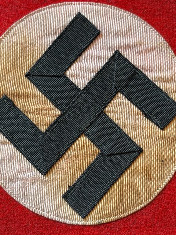 WWII GERMAN POLITICAL LEADERS NSDAP THIRD REICH NAZI ARMBAND FINE CONDITION.