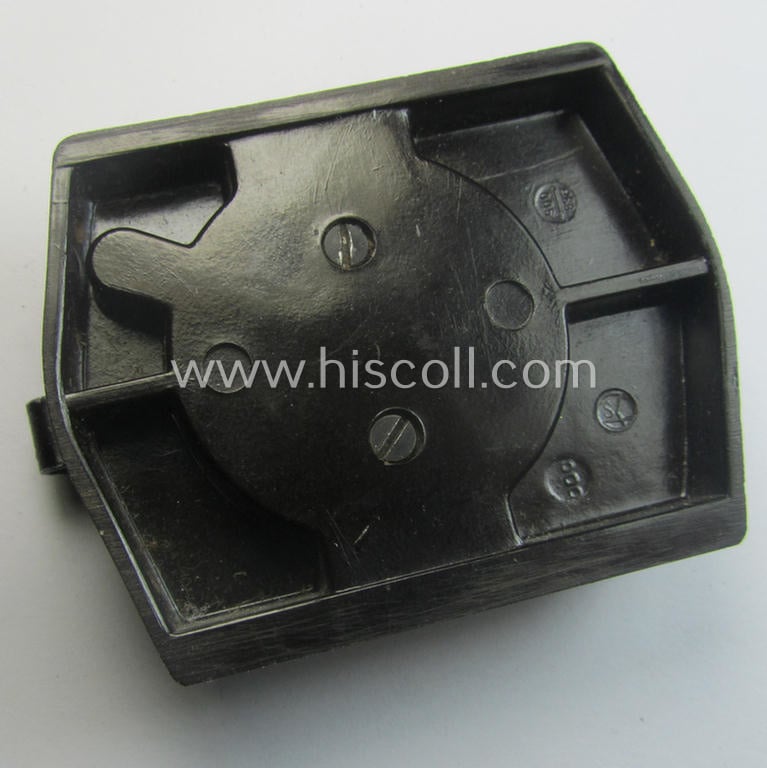 'Standard-issue'-pattern WH compass (or: 'Marschkompass') as executed in black-coloured 'Bakelite' being - I deem - a later-war-period- and/or maker- (ie. 'CXN'-) marked example