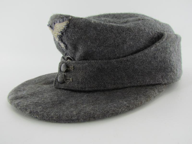 Luftwaffe M43 field cap ‘Einheitsfeldmütze’ with RBNr. 1944