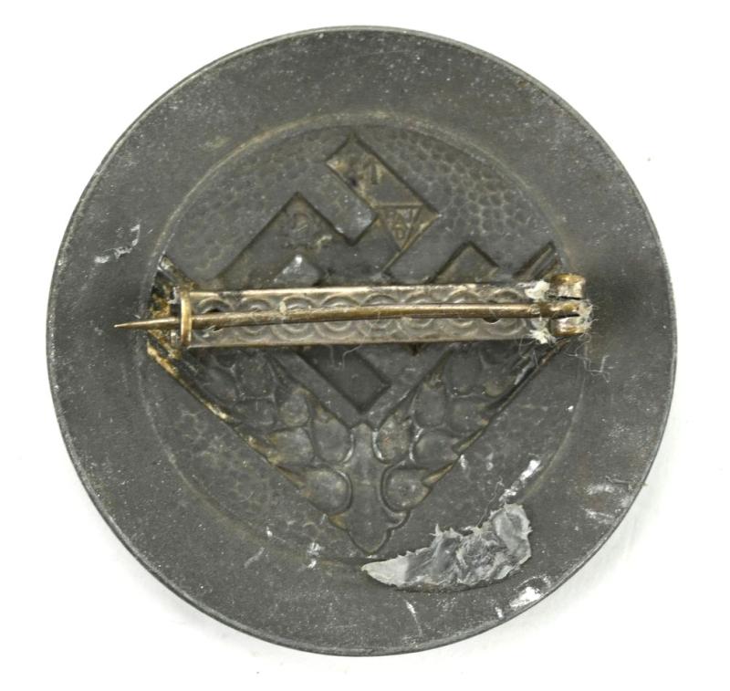 German RADwJ Cap Broche