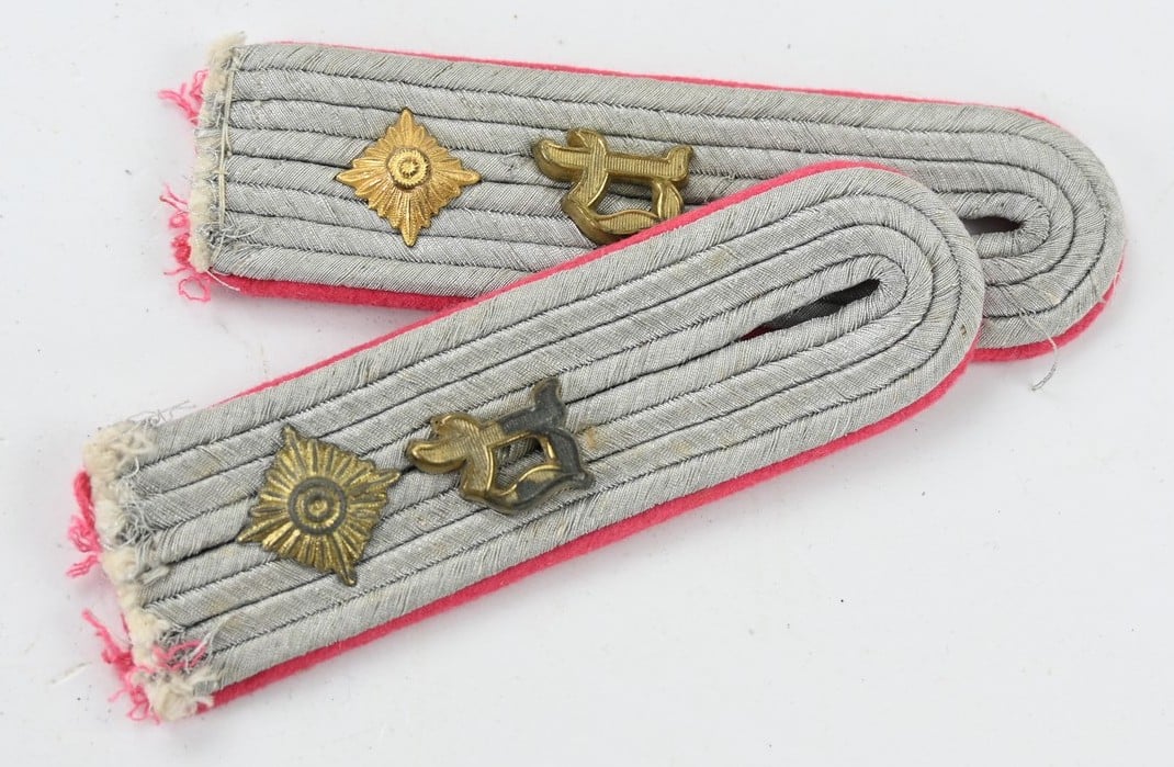 German WH Panzer Officer's Shoulderboard Set