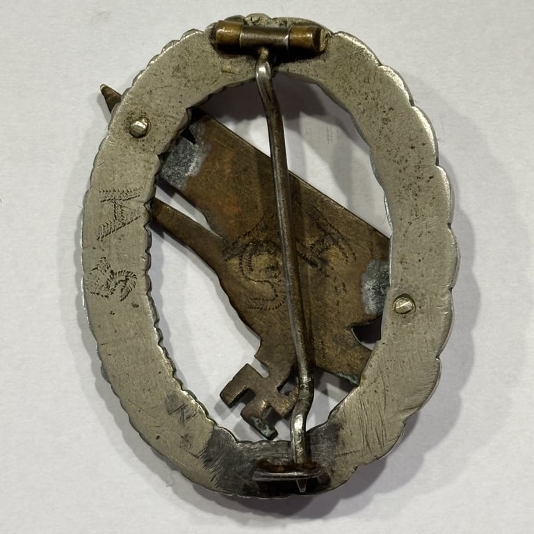 LW FJ Paratrooper Badge Assmann