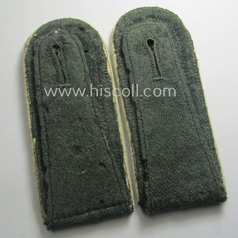 Pair of WH (Heeres) NCO-type (ie. 'M41- o. M43'-pattern) shoulderstraps: 'Uffz. eines Infanterie-Rgts.'
