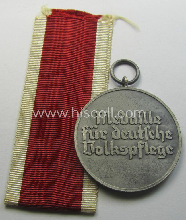 'Frosted' silver-toned (and I deem zinc- ie. 'Feinzink'-based!) 'Deutsche Volkspflege'-medal