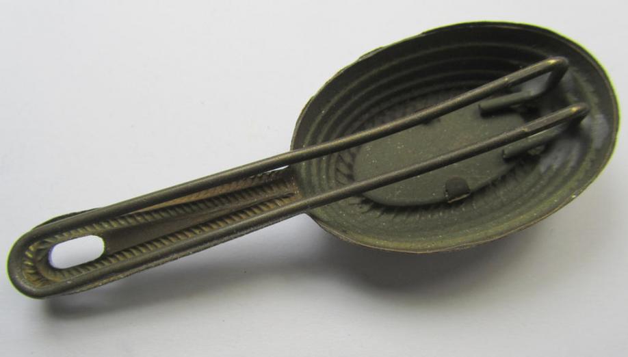 Attractive - and not that often seen! - Dutch WWII-period-, police- (ie. 'Schalkhaar Politie') cap-cocarde (ie. 'Kokarde') as was specifically used on the black-coloured, Dutch-police head-gear (aka: 'Kepi's)