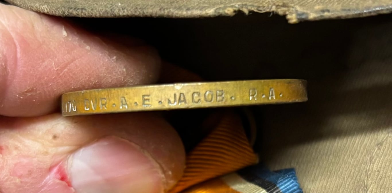 1916 Soft Cap and Items to 170180 Gunner A E Jacob RFA