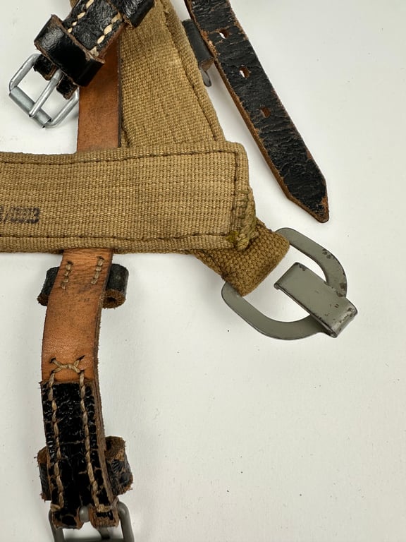 Wehrmacht A-frame "Sturmgepack" with straps