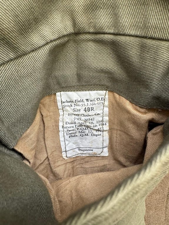 US WWII Glider Artillery Ike Jacket and Garrison Cap