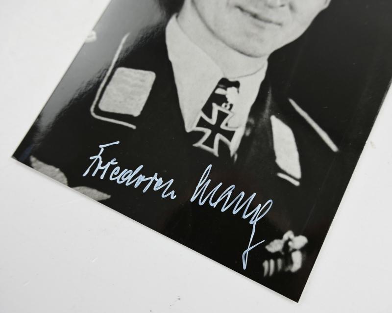 Signature of Luftwaffe KC-OLC&S Recipient 'Friedrich Lang'