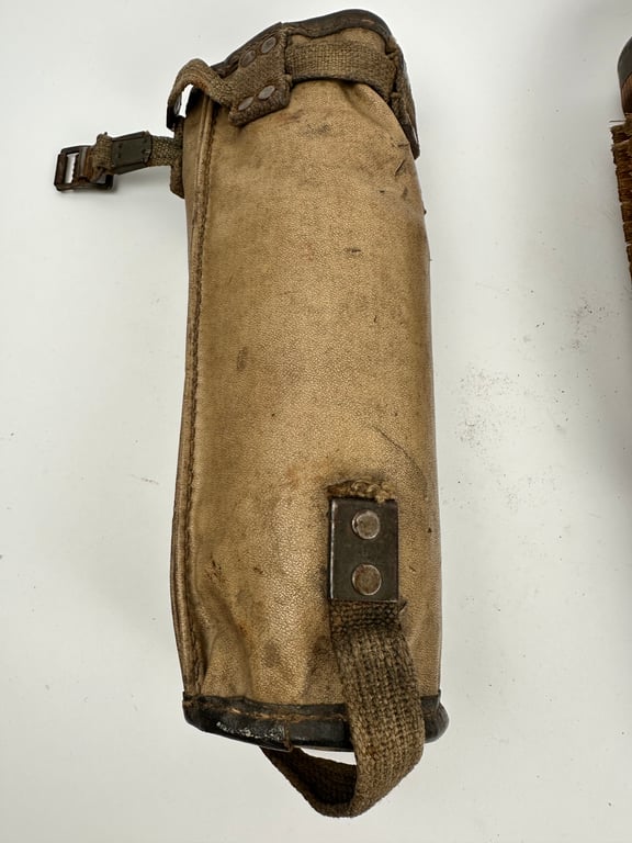 WW2 7.5 cm cleaning Rod in Tan Bag