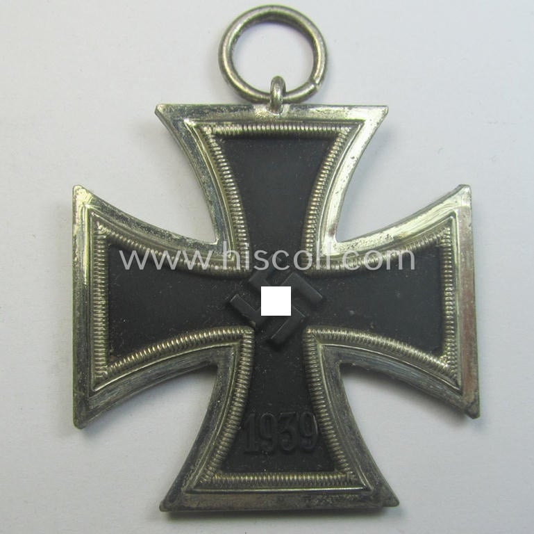 'Eisernes Kreuz II. Klasse' being a (typical) non-maker-marked example by a (by me) unidentified maker (ie. 'Hersteller')