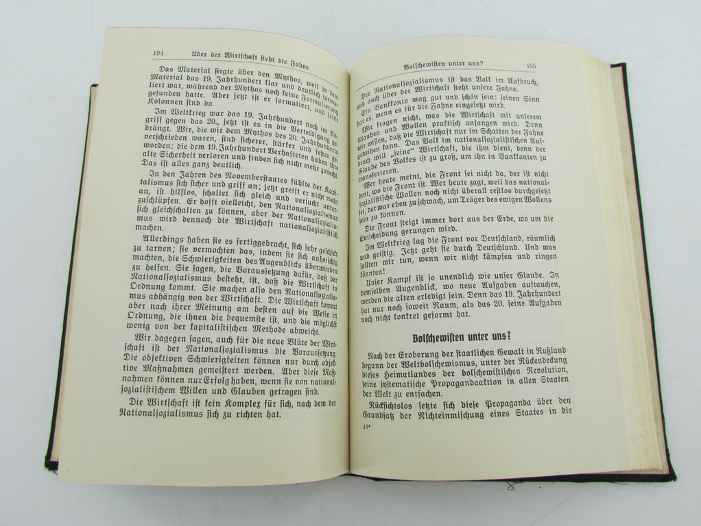 SS Book: 'Auf Hieb und Stich!'