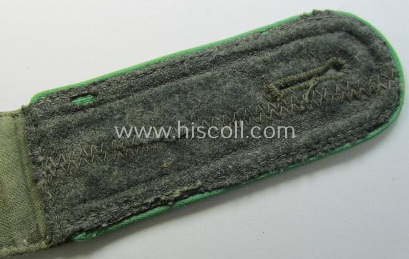 Superb - albeit regrettably single but nevertheless very rarely encountered! - WH (Heeres) 'tropical' (ie. truly 'DAK'-related!) NCO-type shoulderstrap as was intended for an: 'Unteroffizier der Panzer-Grenadier-Truppen'