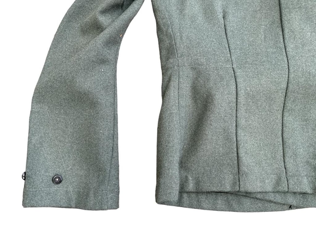 WH Stug Wrap in Gaberdine material, Hauptmann