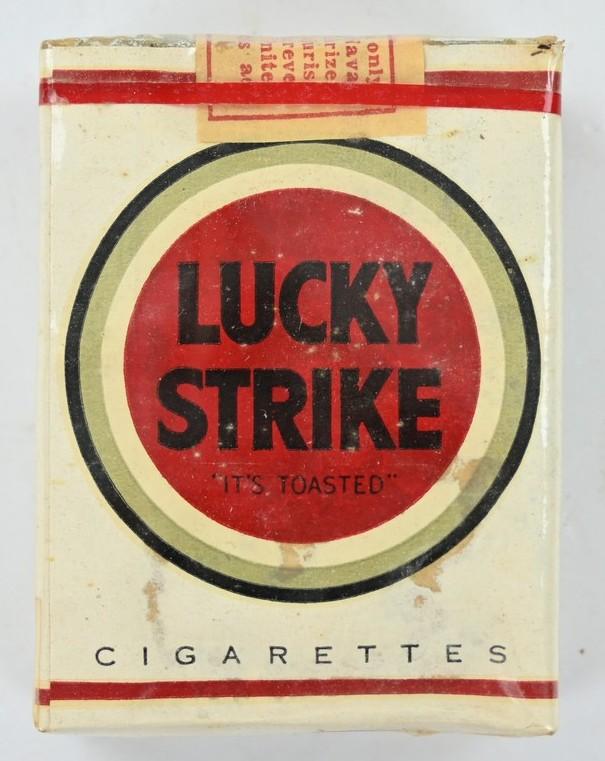 US WW2 Package of Lucky Strike Cigarets
