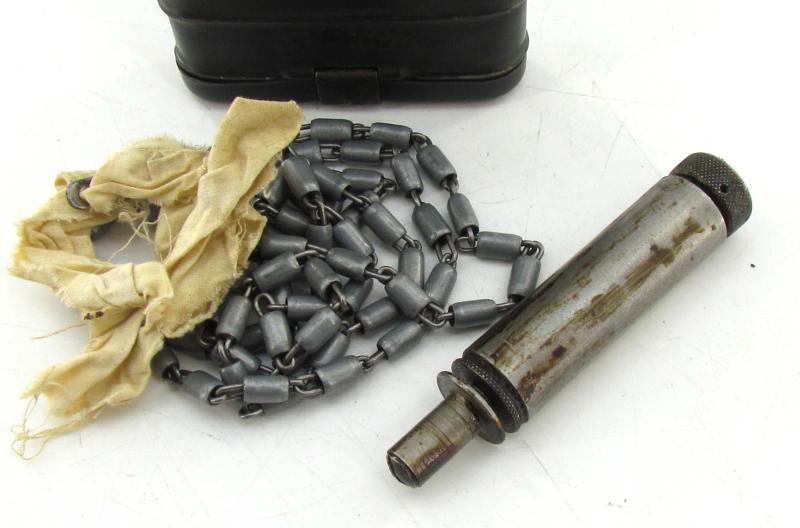 RG34 Cleaning Kit with some contents  KY 1940