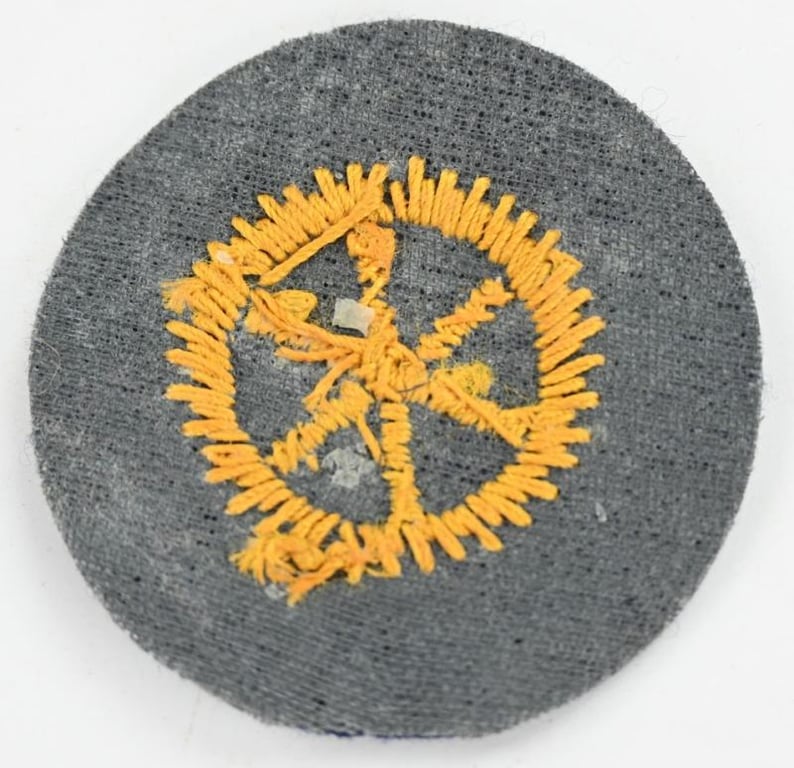 German KM Career Badge 'mechaniker'