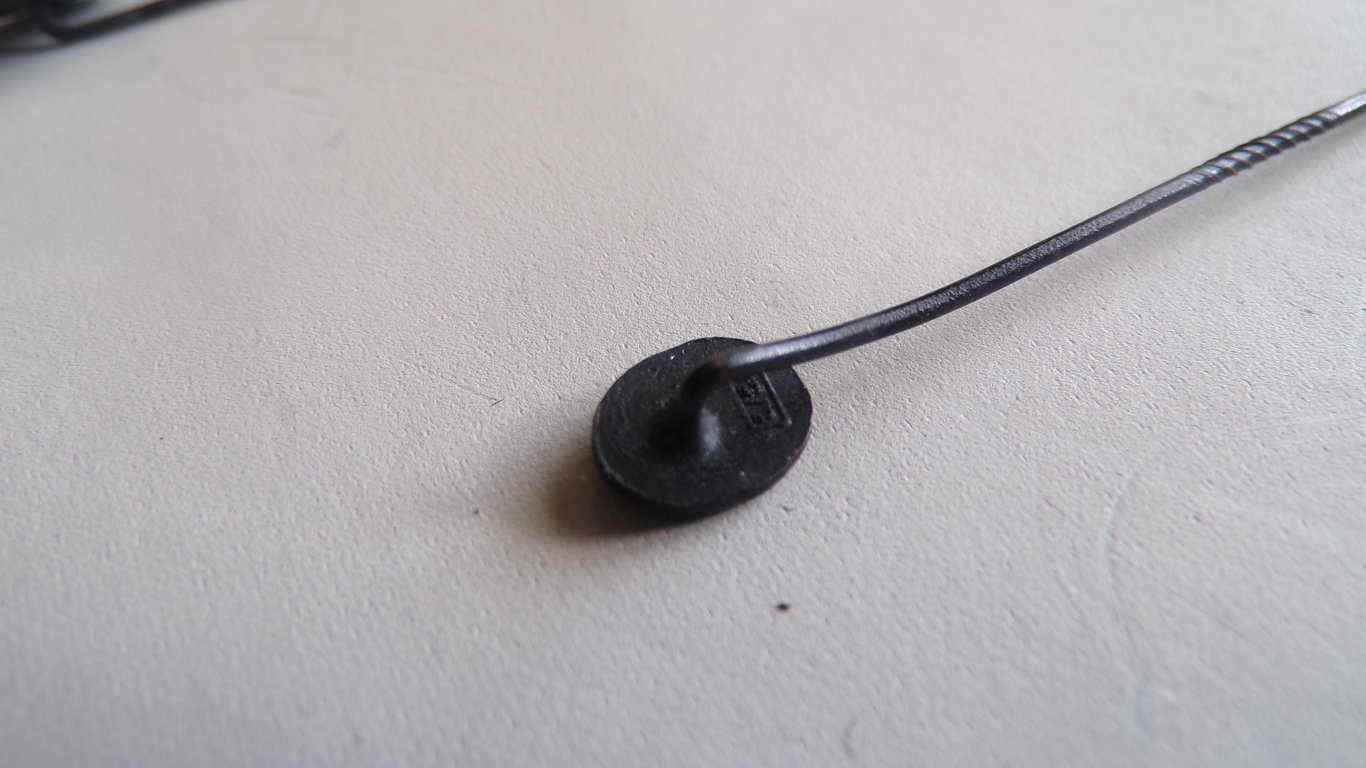 2 miniature Wound badges, L/11