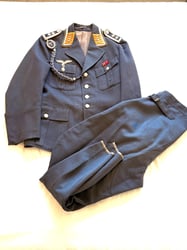 AUTHENTIC WWII THIRD REICH OBERFELDWEBEL LUFTWAFFE TUNIC SET.