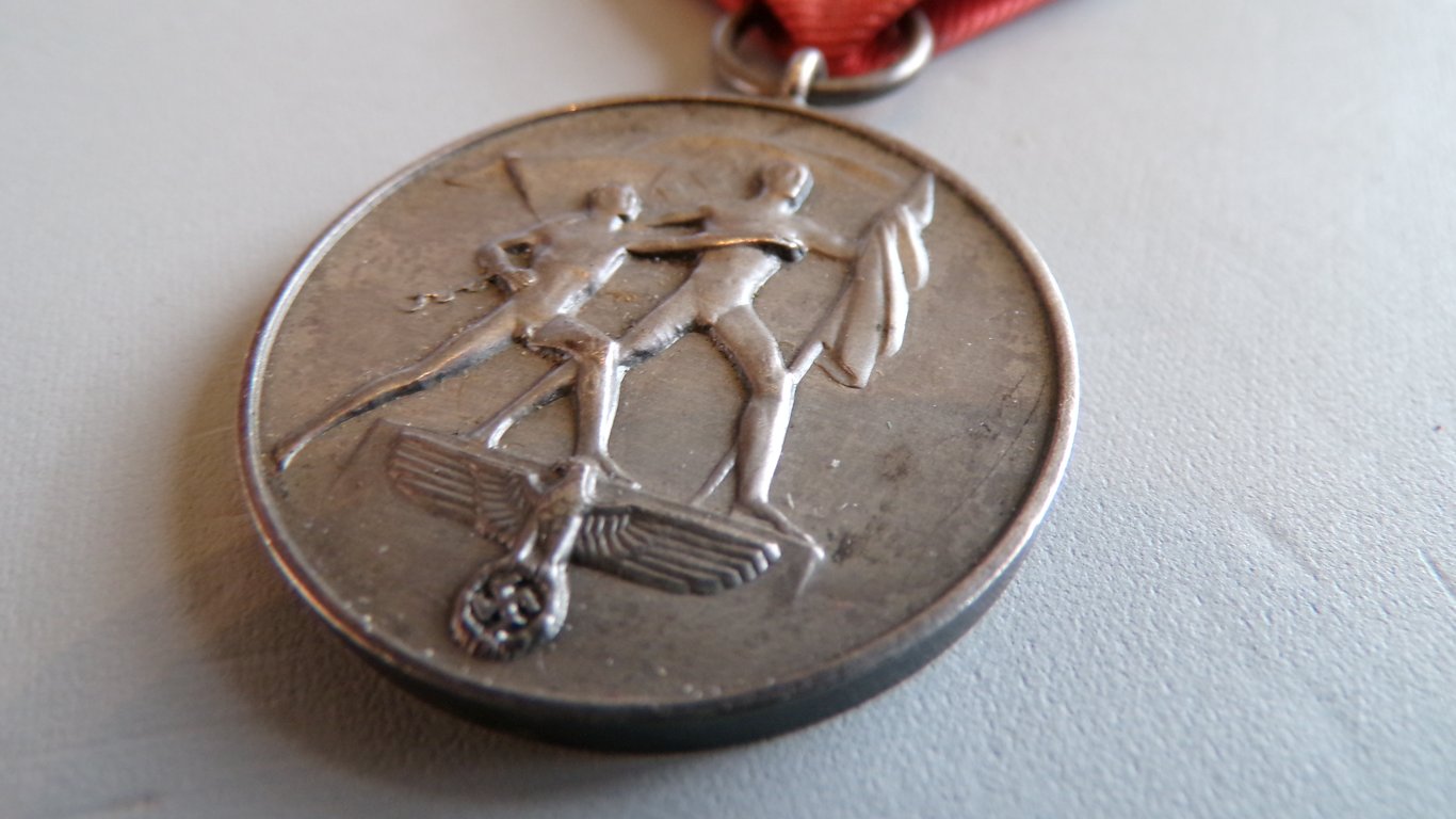 13. März 1938 "Anschluss" medal