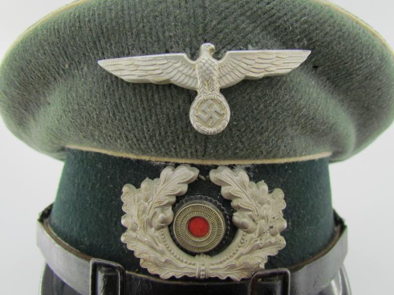 Wehrmacht EM/NCO Visor Cap (Heer Infantry) – 1937
