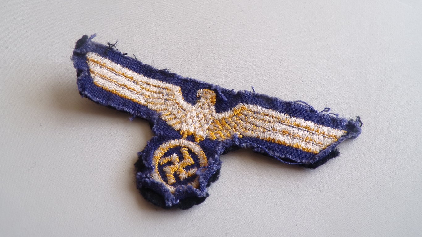Kriegsmarine breast eagle
