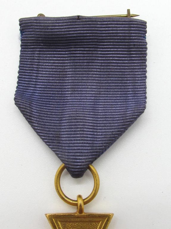 Cased 40 Years Faithful Service Medal ( Deschler )