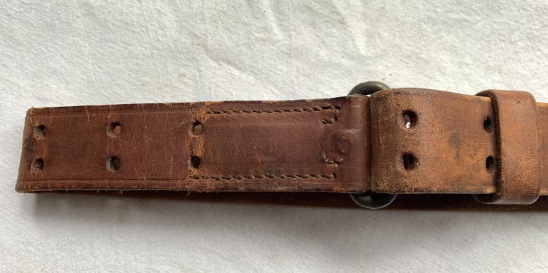 U.S. Leather Rifle Sling -1943-