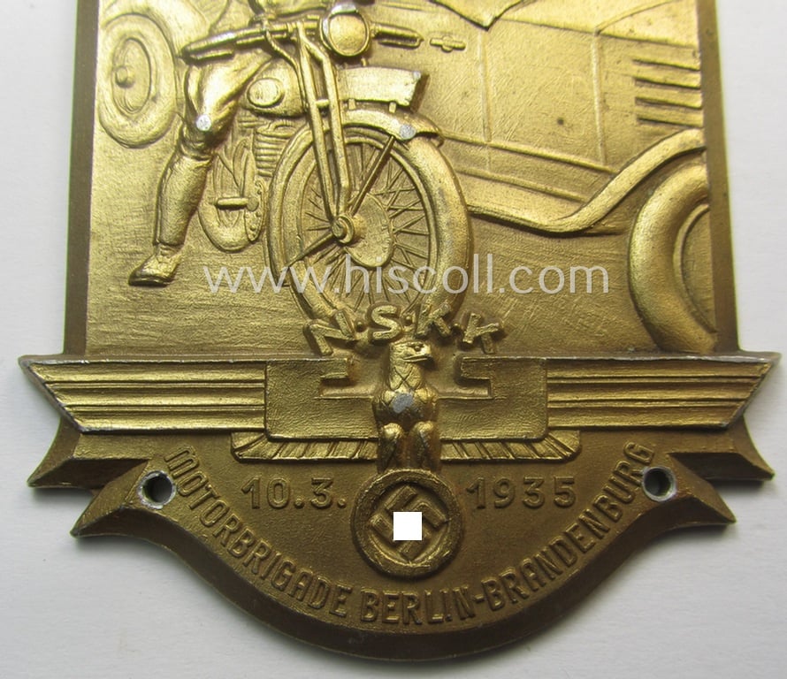 Commemorative N.S.K.K.-related car-plaque (ie. 'Erinnerungs- o. nichttragbare Kfz-plakette') showing two uniformed motorists, typical N.S.K.K.-eagle-device and text: 'Märkische Orientierungsfahrt - Motorbrigade Berlin-Brandenburg - 10.3.1935'