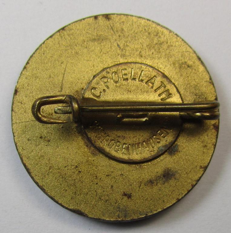 Attractive - and unusally seen! - multi-coloured enamelled, smaller-sized, so-called: 'Gauleistungsabzeichen in Gold für KK-Gewehr 1942 des Standschützenverbandes Tirol-Vorarlberg'