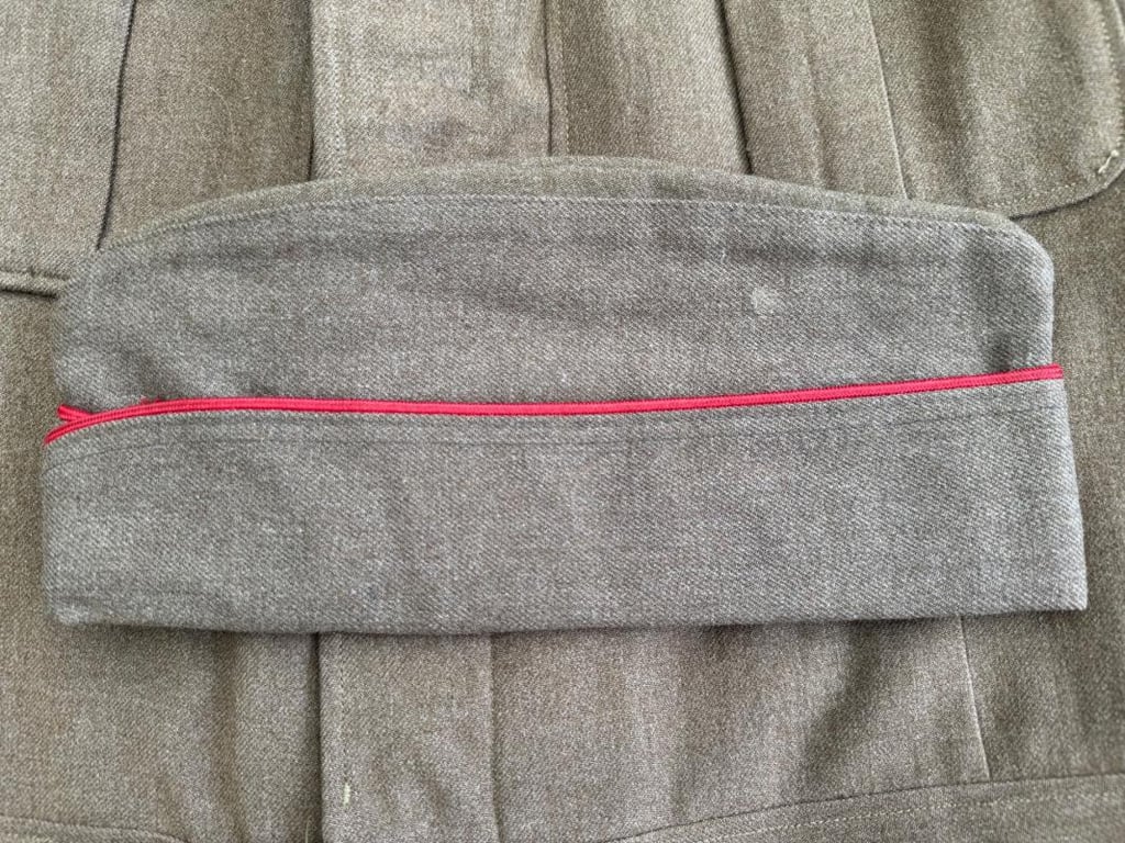 US WWII Glider Artillery Ike Jacket and Garrison Cap