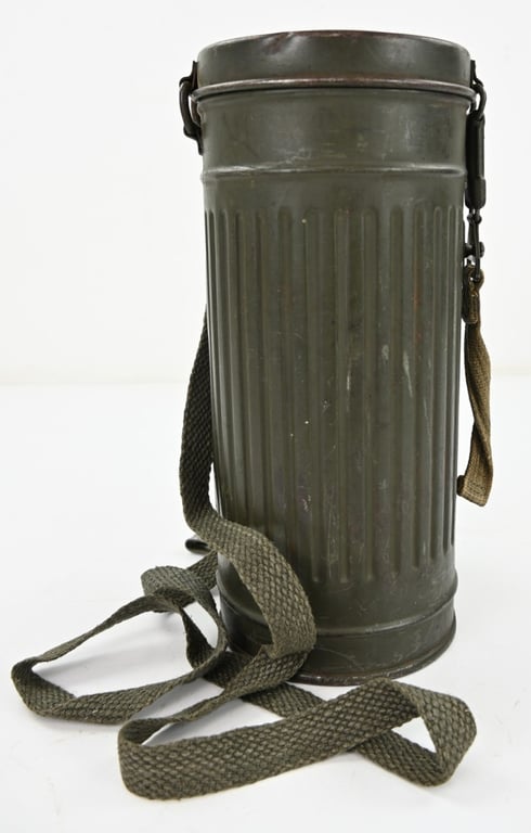 German Wehrmacht (Heer) M31 Gasmask & Cannister.