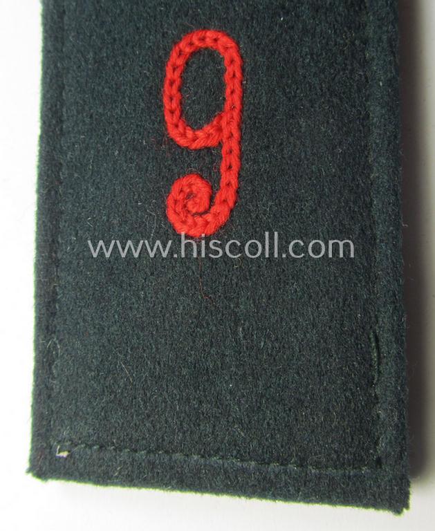 Single, WH (Heeres) EM-type 'cyphered' shoulderstrap: 'Soldat des Artillerie-Regiments 9'