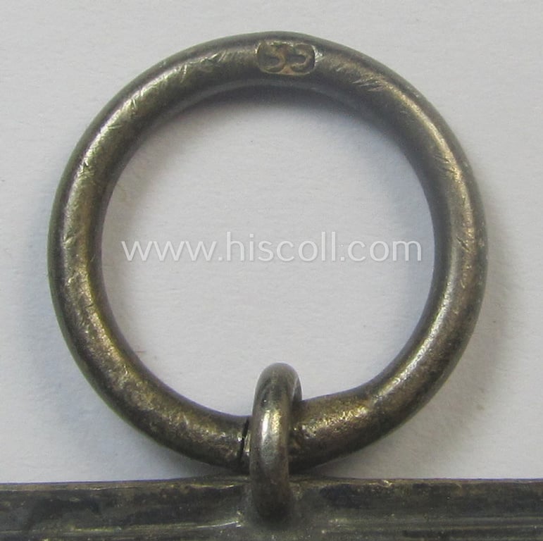 'Eisernes Kreuz II. Klasse' being a maker- (ie. '55'-) marked example by the maker (ie. 'Hersteller'): 'J.E. Hammer & Söhne'