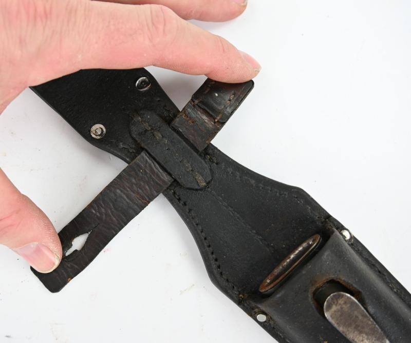 German WH K98 Mauser Bayonet with Frog 'E.Pack & Sohn'