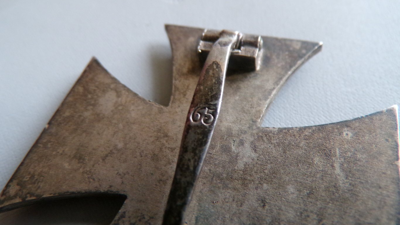 Named Gala Tunic with medals  part 2