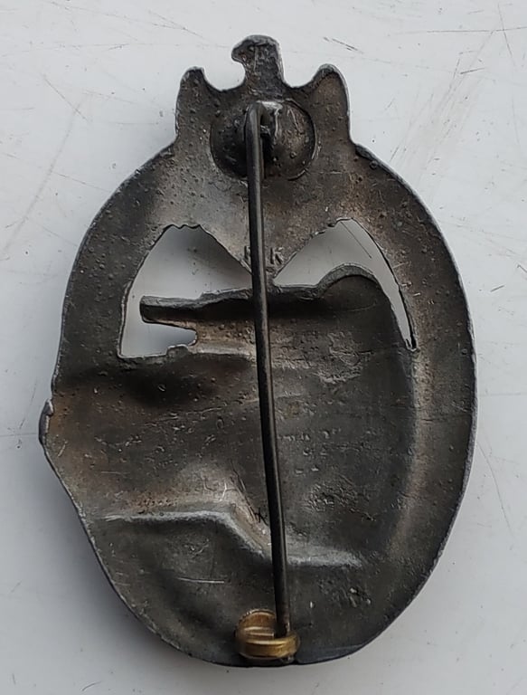 Original Panzer Assault Badge Bronze by Rudolf Karneth (Panzerkampfabzeichen in Bronze)