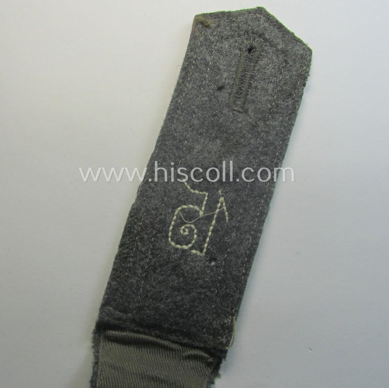 Single - and actually not that often seen! - WH (Heeres) NCO-type (ie. 'M36- o. M40'-pattern- and 'pointed styled') 'cyphered' shoulderstrap as was intended for usage by an: 'Uffz. des Infanterie-Rgts. 15'
