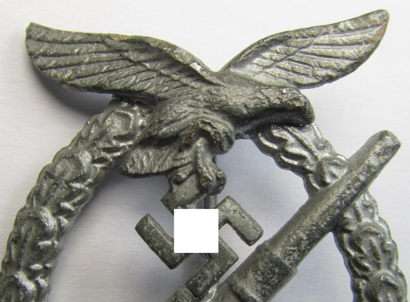 Attractive, later-war period- and/or: 'Feinzink'-based- example of a maker- (ie. 'GB'-) marked WH (Luftwaffe) 'Flakkampfabzeichen' (or: airforce anti-aircraft badge) being a detailed example as was produced by the: 'Gustav Brehmer'-company