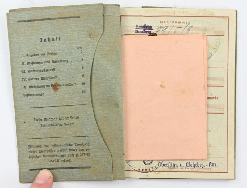 German WH Wehrpass and Document 'Heinrich Hamburgs'