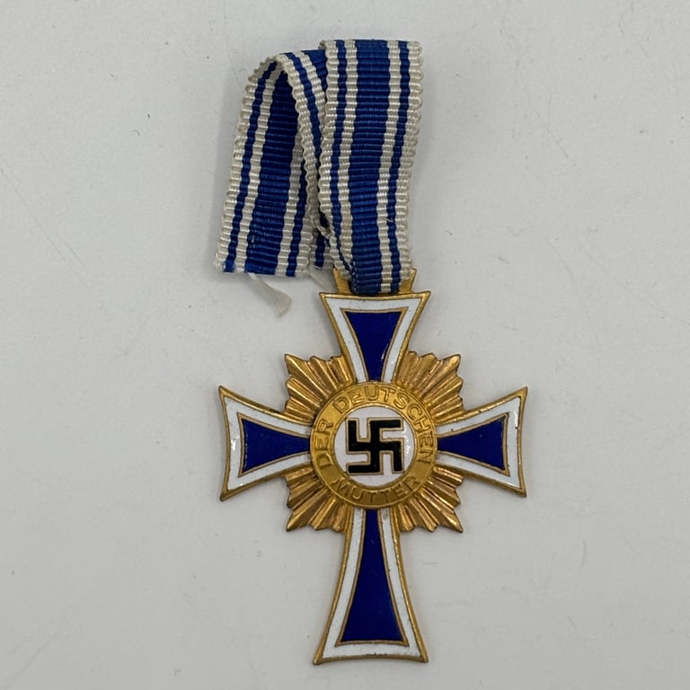 Mother's Cross in Gold