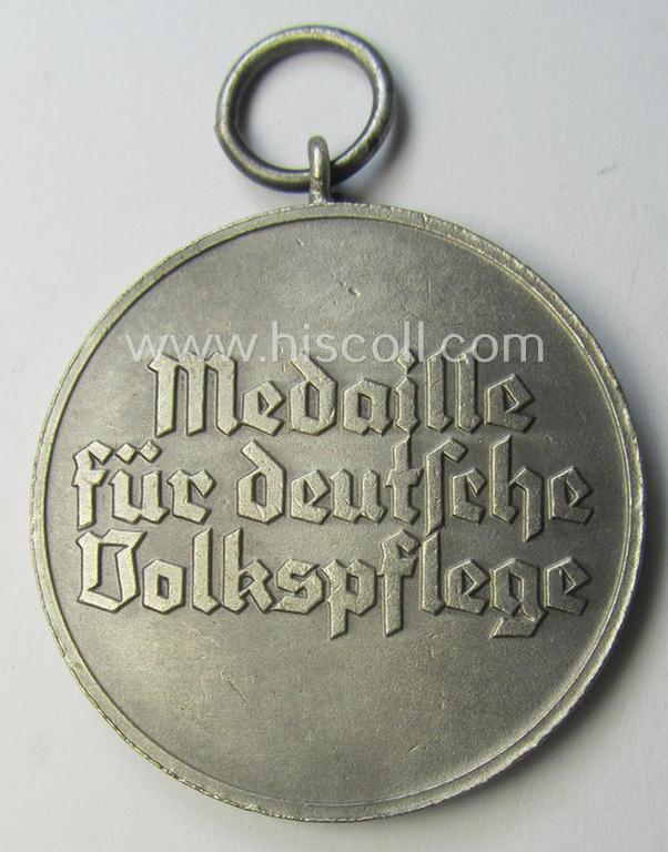 'Deutsche Volkspflege'-medal being a non-maker-marked example