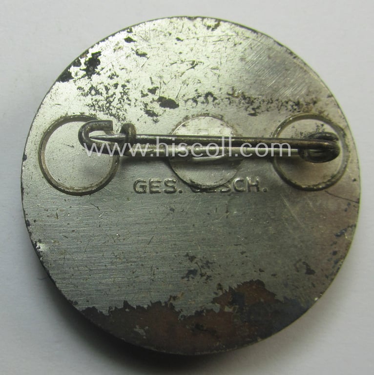 DRK (ie. 'Deutsches Rotes Kreuz' or German Red Cross) nurses'-helpers-badge: 'Schwesternhelferin'