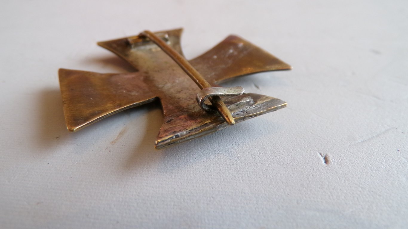 Imperial Curved Iron Cross 1st Class