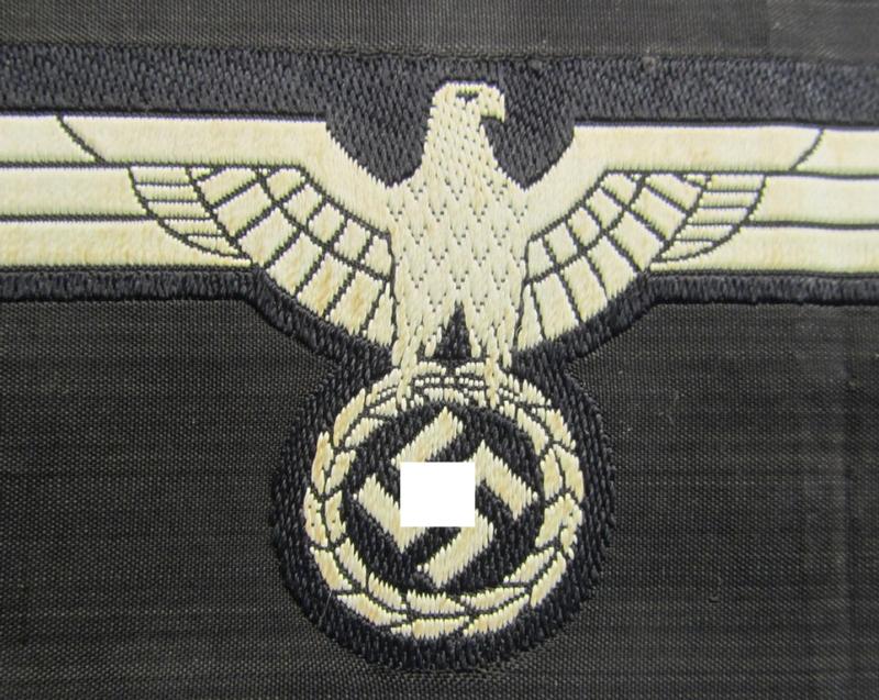 Neat, WH (Heeres) early- (ie. evt. pre-) war-period- and/or white-coloured 'Panzer'-type breast-eagle of the so-called: 'M39'- (ie.'M40'-) pattern as was executed in the neat 'BeVo'-weave pattern on a black-coloured background