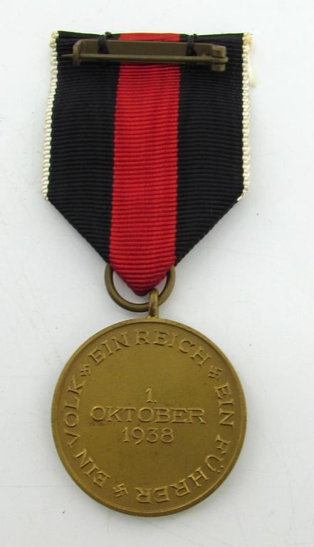 Sudetenland annexation medal  1938 ( Anschluss Medal ) with Case