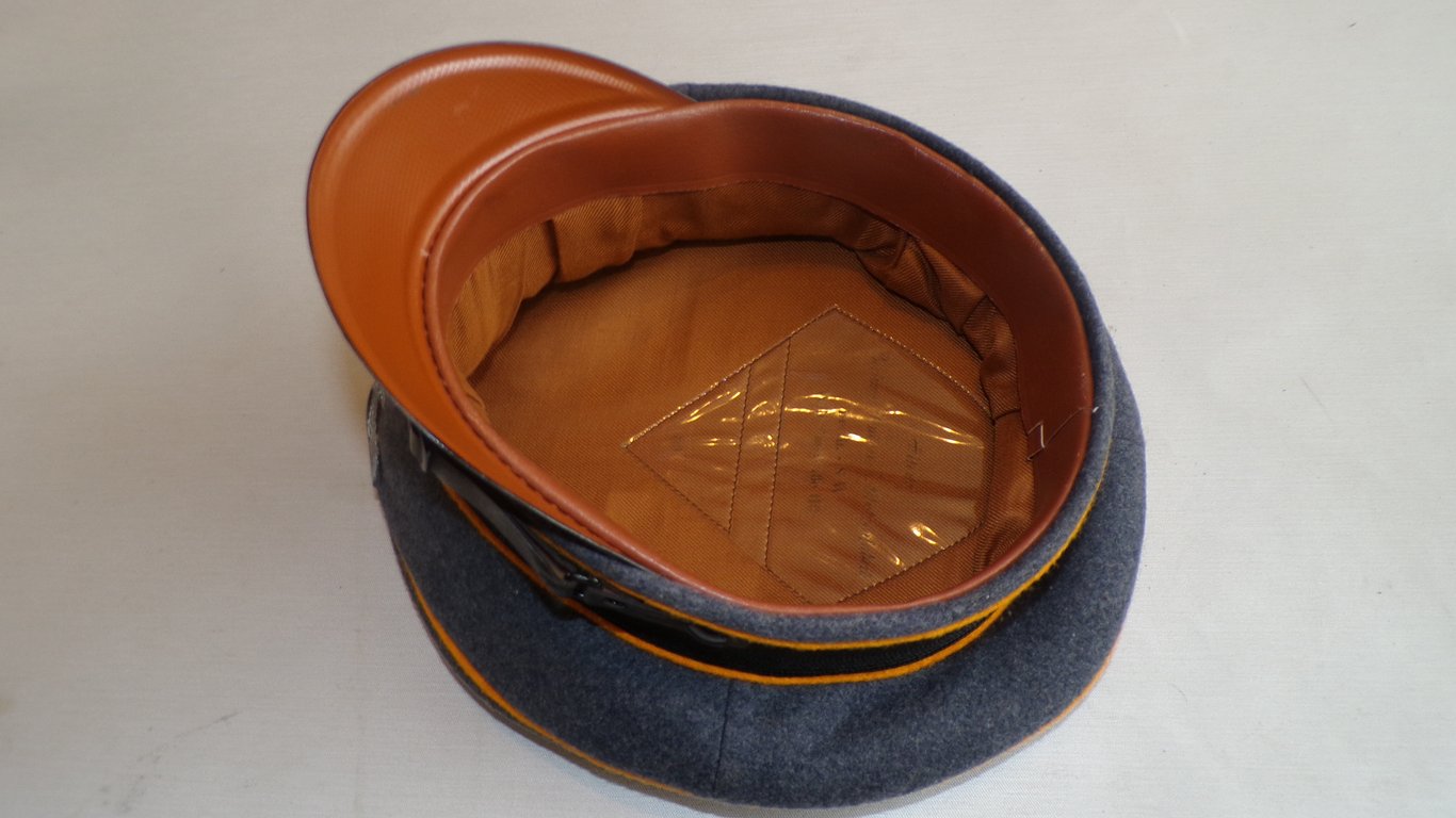 Dead-Mint Unissued Luftwaffe Flieger/NCO Visor Cap
