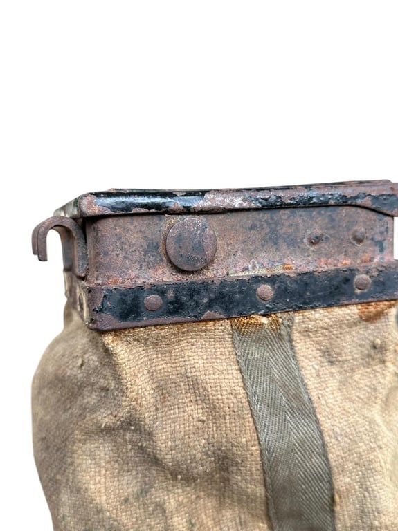 Late-war MG34/42 Panzer Gurtsak