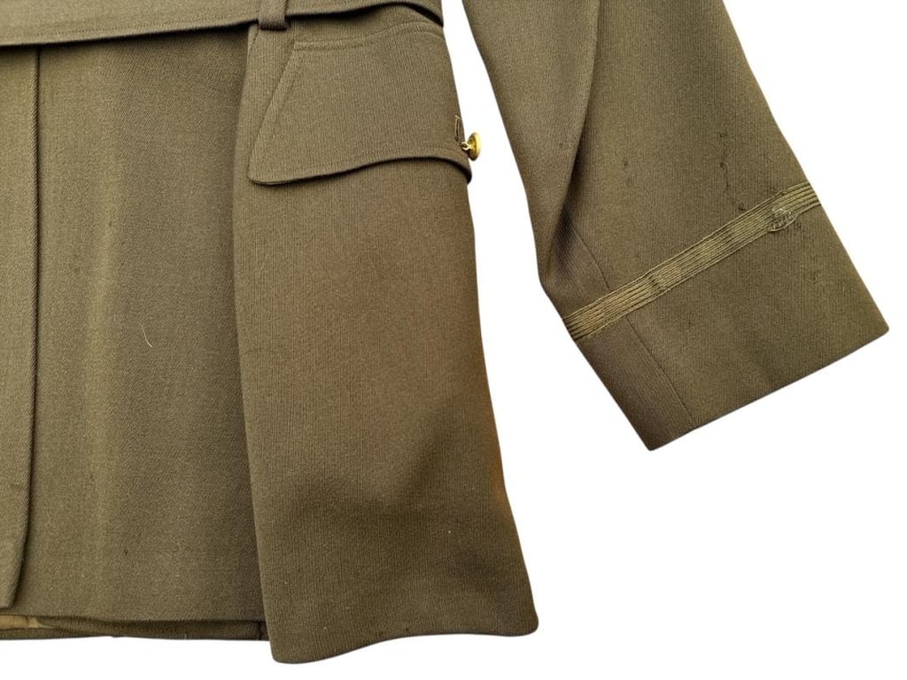 US WWII Class A Tunic Mountain Division Officer and Side Cap